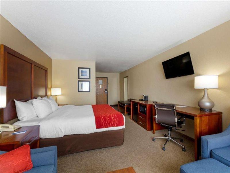 Comfort Inn River'S Edge Huron Esterno foto