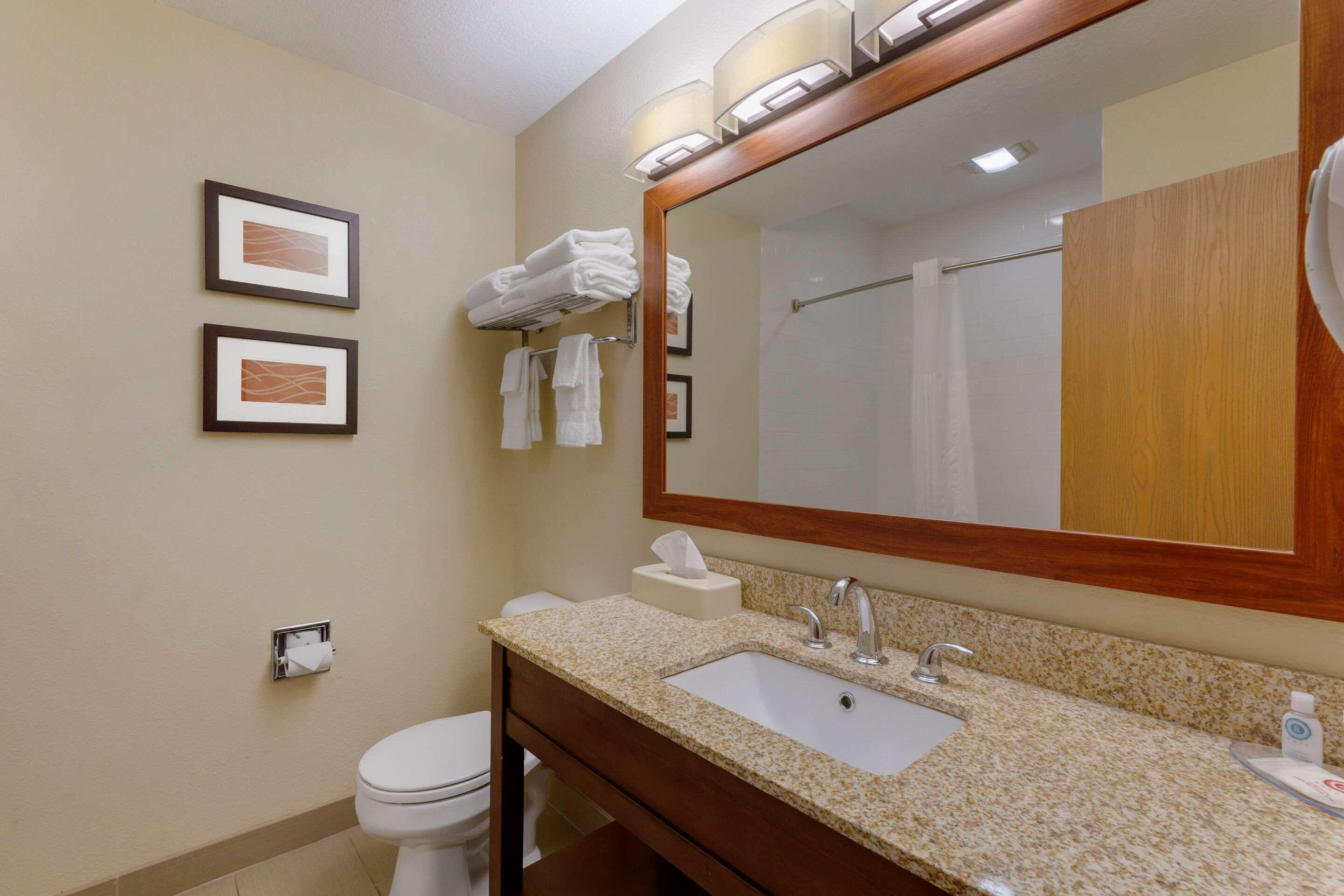 Comfort Inn River'S Edge Huron Esterno foto