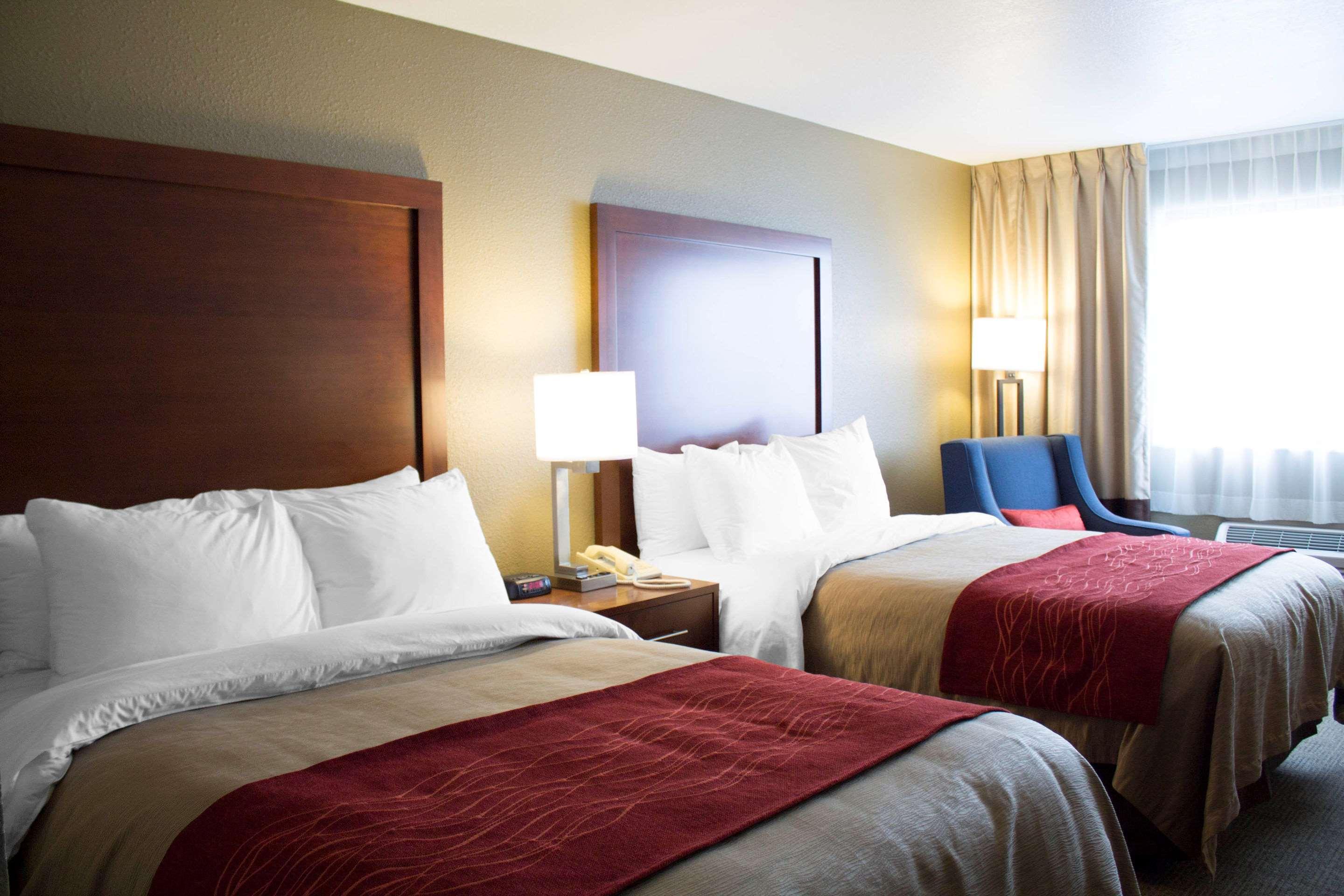 Comfort Inn River'S Edge Huron Esterno foto